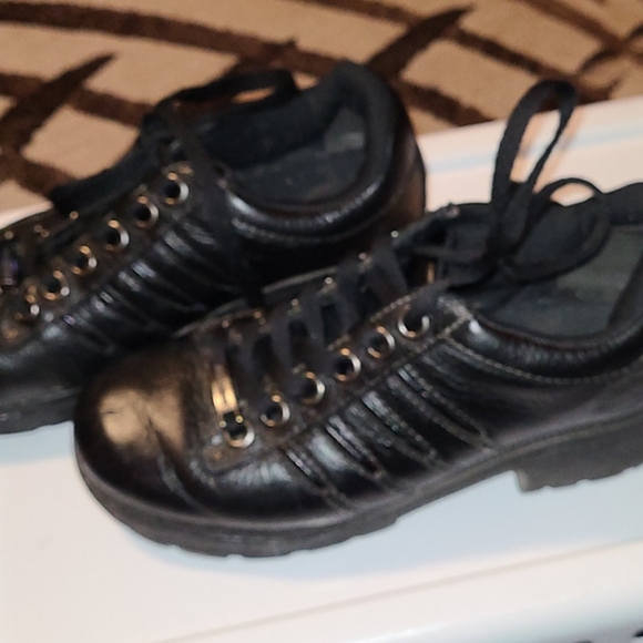Leather shoes - Picture 4 of 5